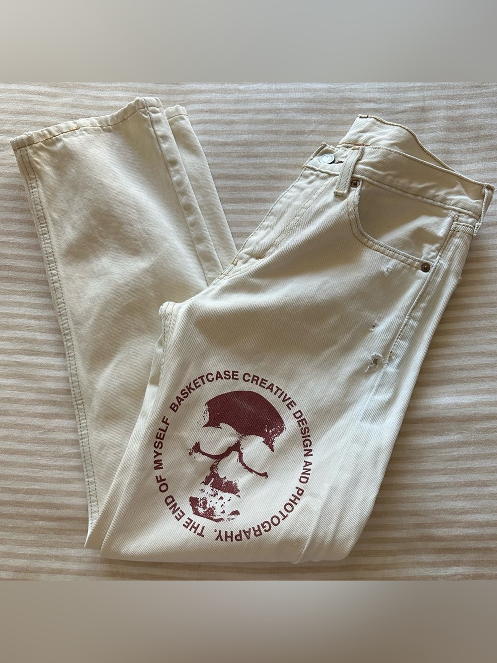 custom basketcase gallery cream straight leg levi’s / size 29x30 / runs small